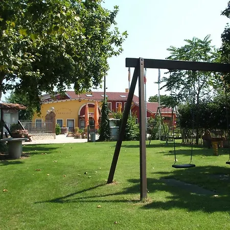 Paradiso בית חווה Sarego